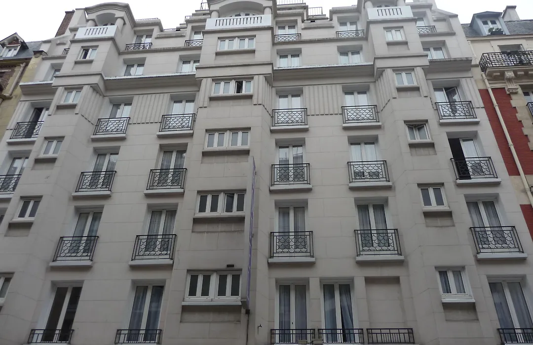 Hôtel Ambassadeur-1
